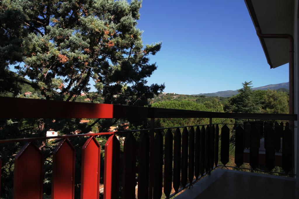 Il Giardino Di Leoca Bed & Breakfast Nicolosi Oda fotoğraf